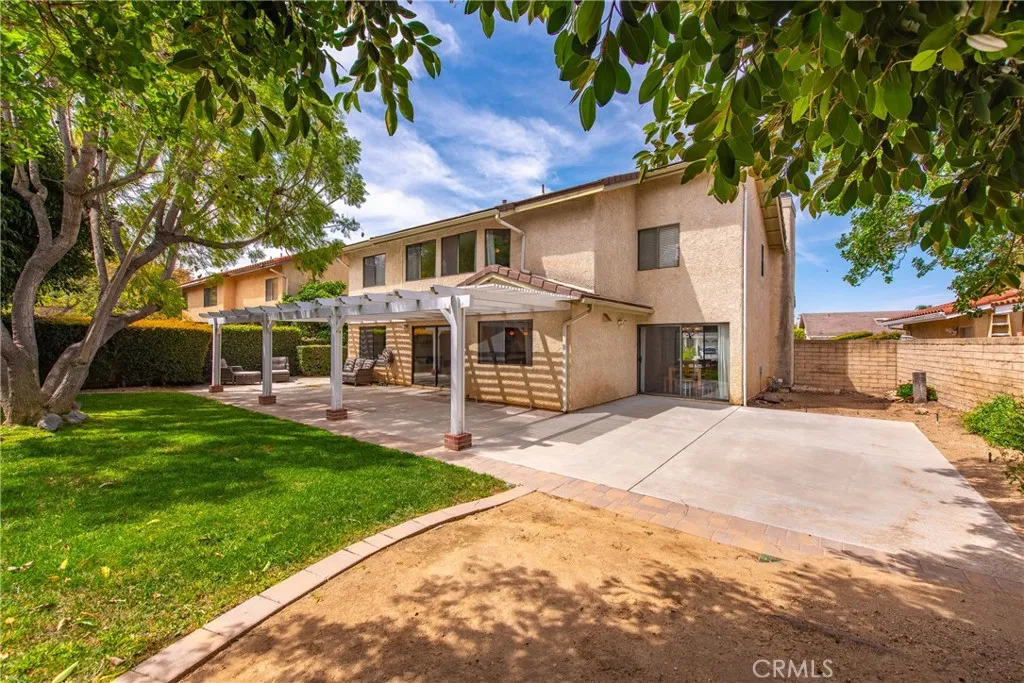 13792 Christian Barrett Drive, Moorpark, CA 93021