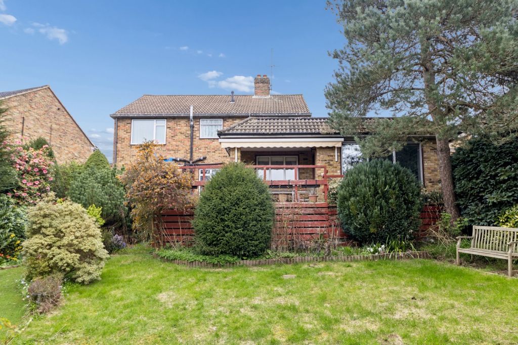 Additional image 23 of 4 bed detached house for saleRobins Orchard, Chalfont St. Peter, Buckinghamshire SL9