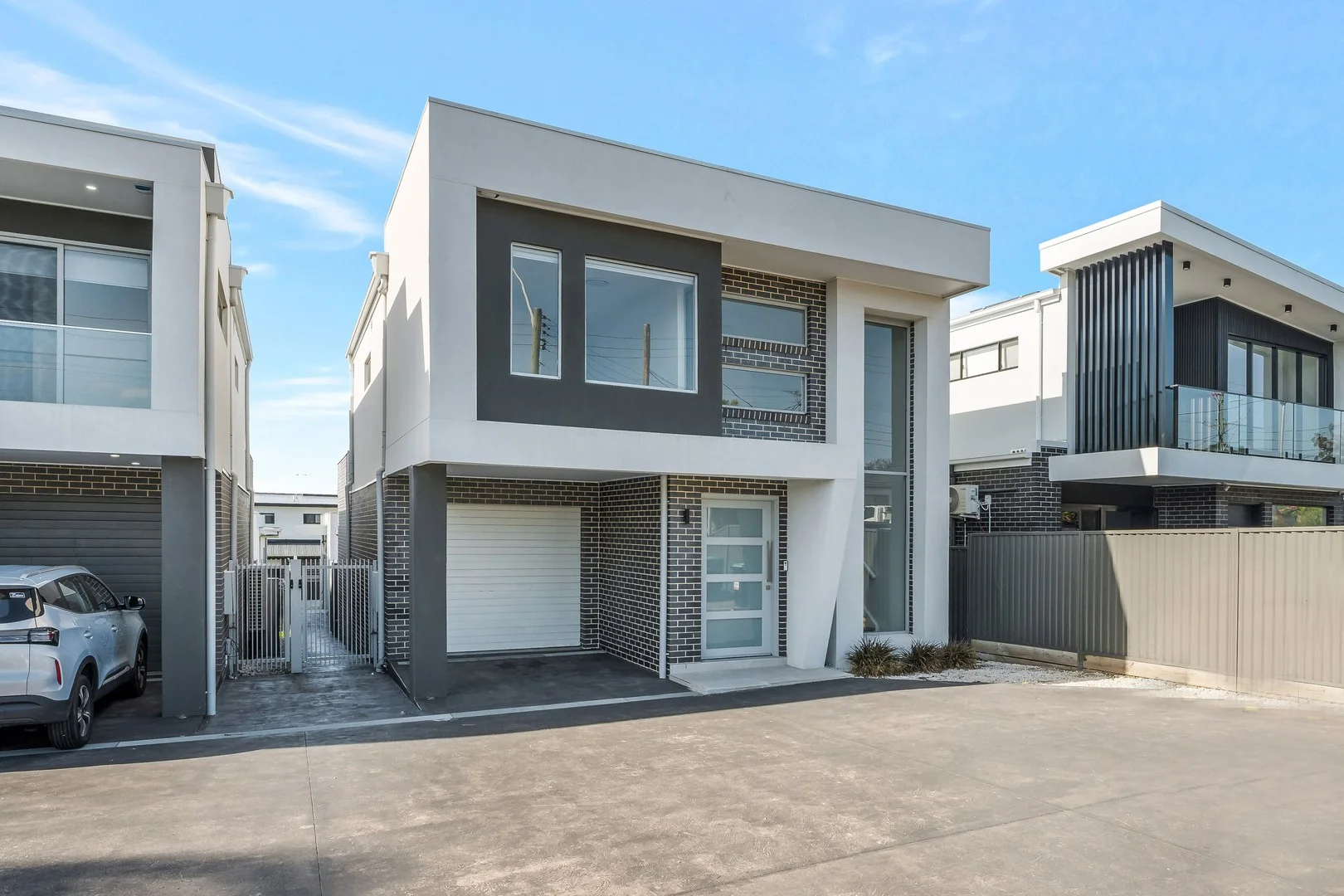 791 & 791A The Horsley Drive, Smithfield NSW 2164