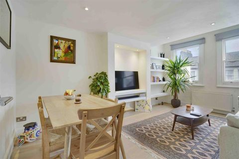 Tournay Road, London SW6