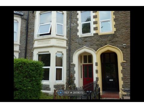 Richmond Crescent, Cardiff CF24, Room to rent