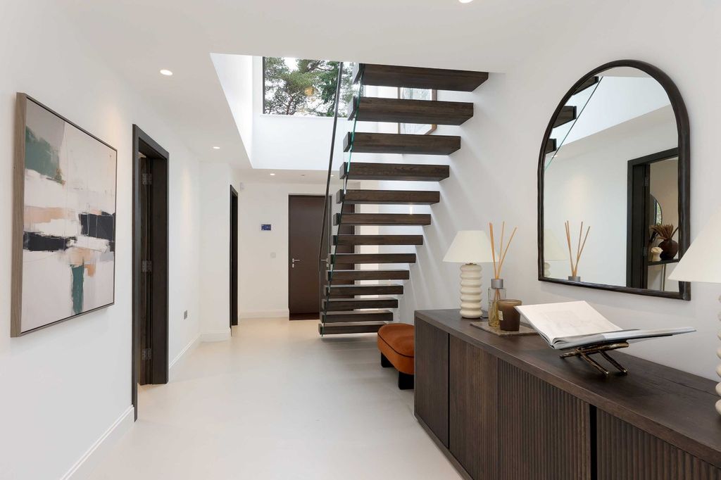 Additional image 17 of 5 bed country house for saleTower Road, Coleshill, Amersham, Buckinghamshire HP7