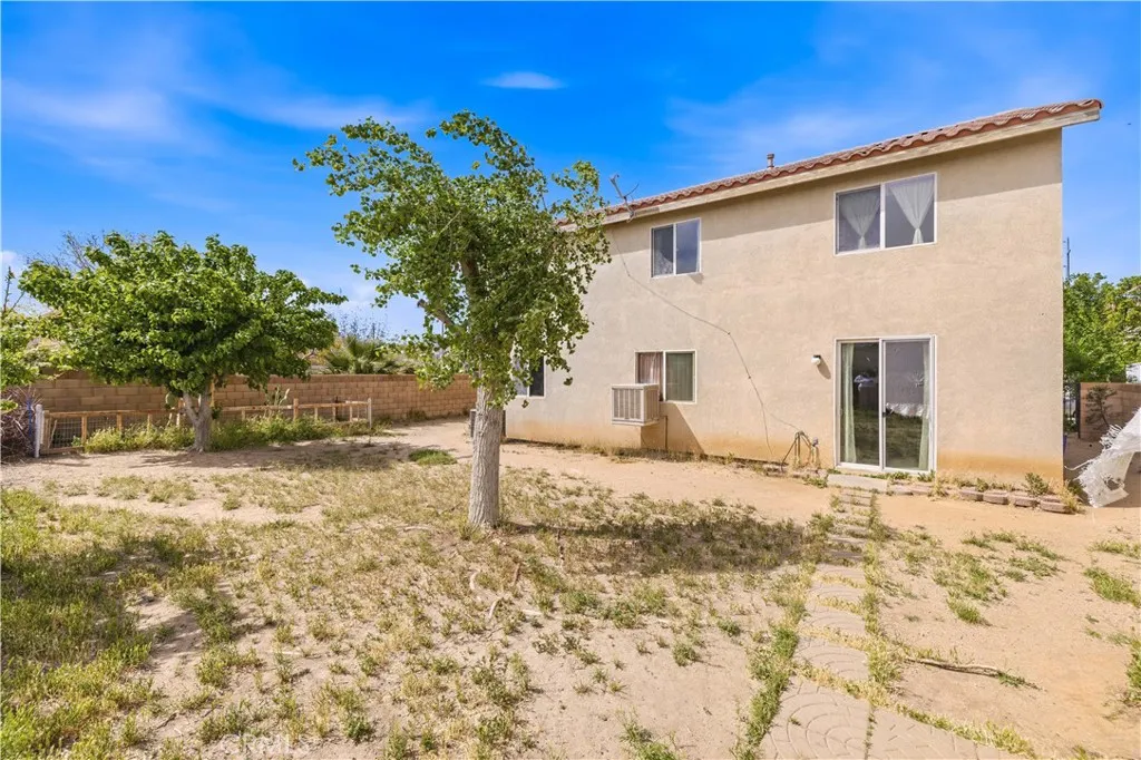 Additional image 29 of 2822 Emerald Ln, Lancaster, CA 93535