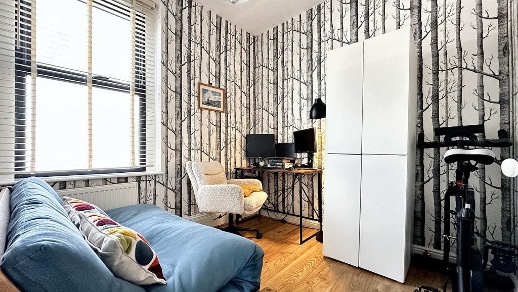 Additional image 8 of 2 bed flat for saleHotwell Road, Hotwells, Bristol BS8