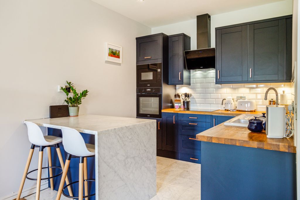 Additional image 10 of 1 bed flat for sale40 Melliss Avenue, Richmond TW9
