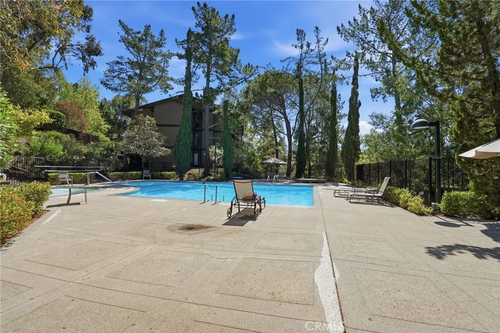 Additional image 27 of 3362 La Mesa Dr Unit 5, San Carlos, CA 94070