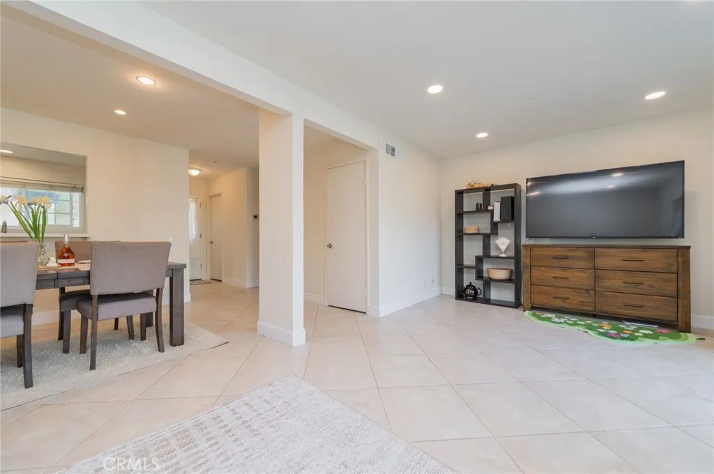 Additional image 36 of 47 Fox Holw, Irvine, CA 92614