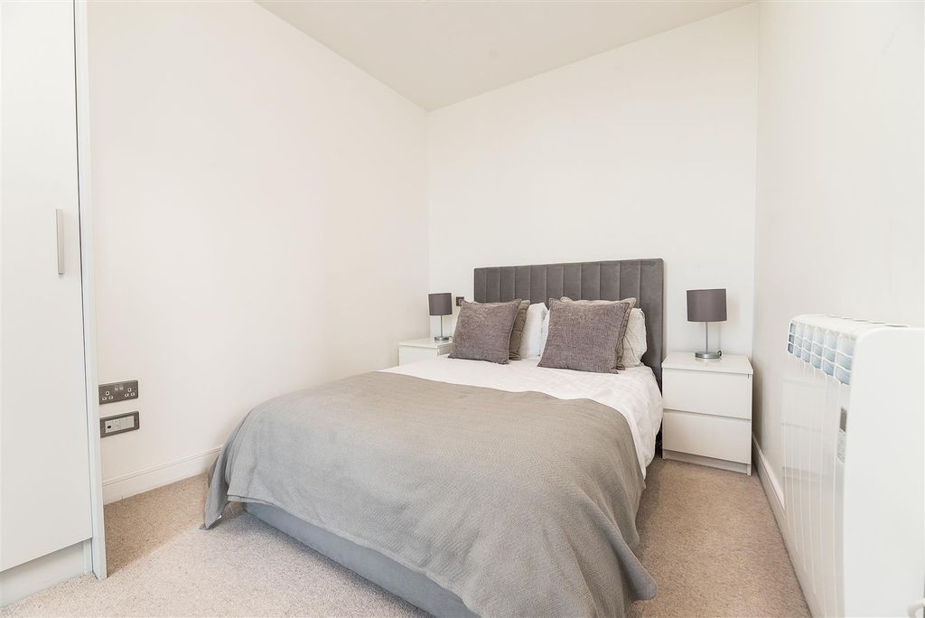 Additional image 9 of 1 bed flat for saleThe Waterside Apartments, West Bridgford NG2