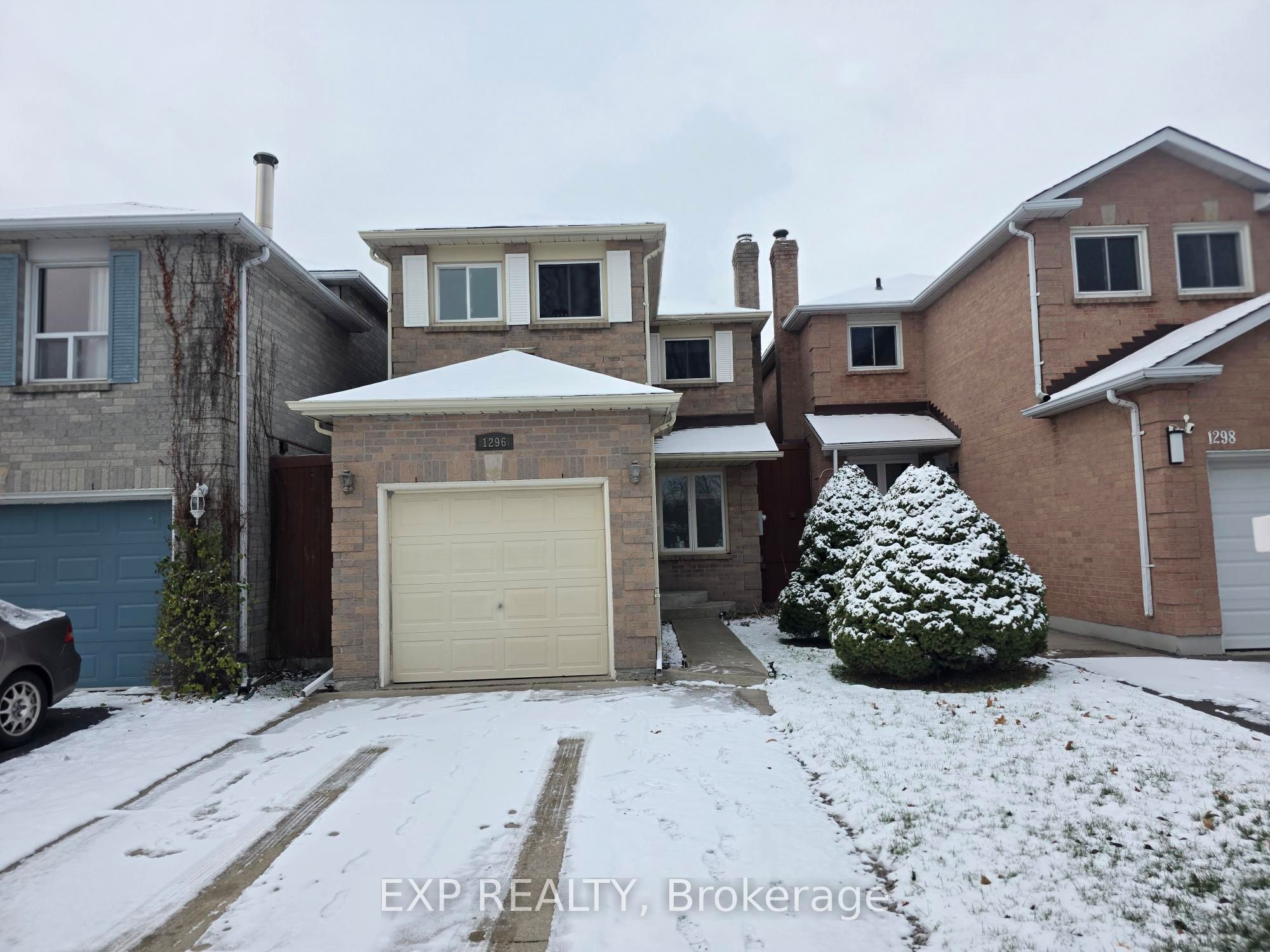 1296 Valerie Crescent W, Oakville, ON, L6J 7E5