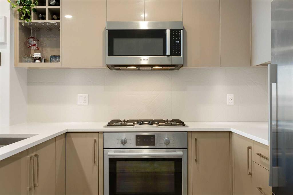 Additional image 4 of 611-301 10 Street NW, Calgary, AB, T2N 1V5