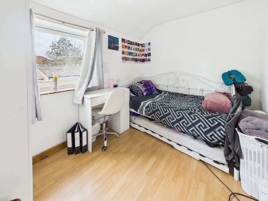 Additional image 10 of 3 bed terraced house for saleBeaumont Road, Slough, Berkshire SL2