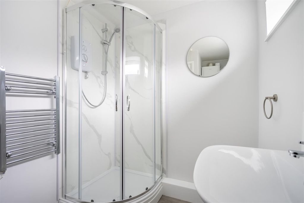 Additional image 7 of 3 bed terraced house to rentGarnet Terrace, York YO26