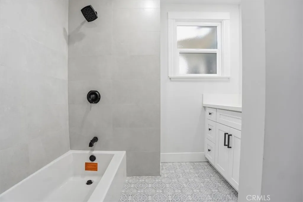 Additional image 65 of 133 S Mathews St, Los Angeles, CA 90033