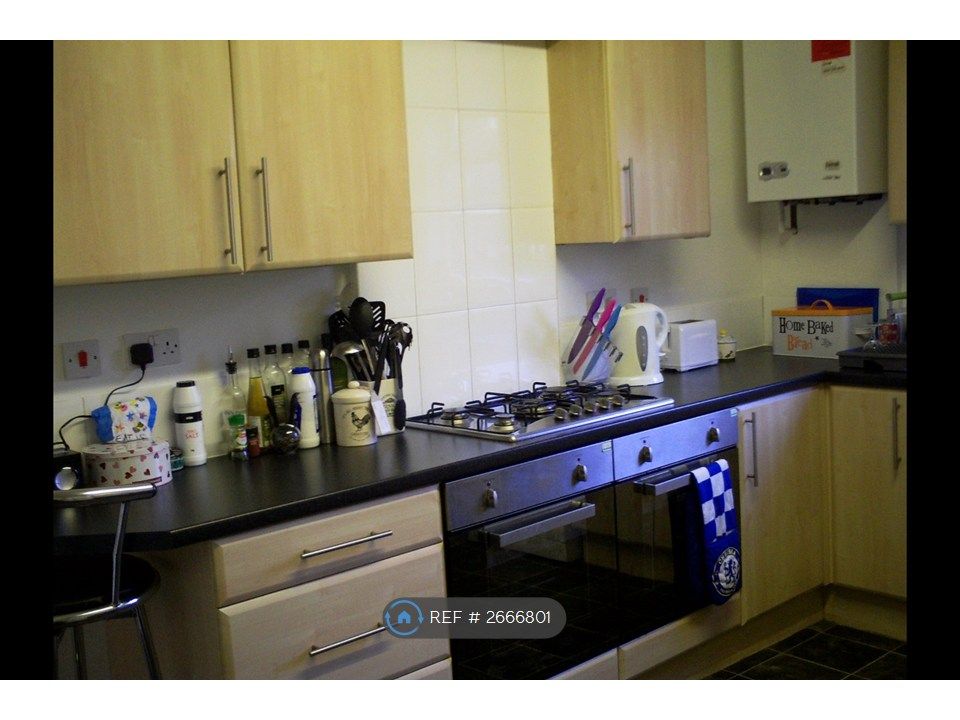 6 bed terraced house to rentParkers Road, Sheffield S10
