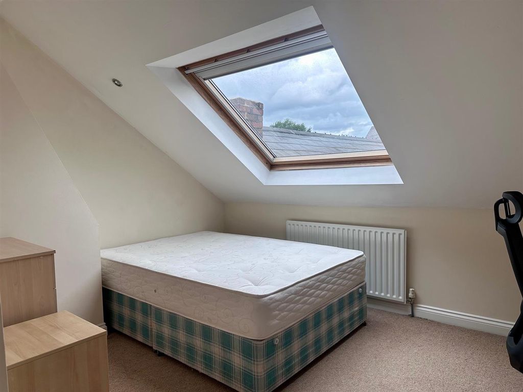 Additional image 6 of 5 bed shared accommodation to rentHolmwood Grove, West Jesmond, Jesmond, Upon Tyne NE2