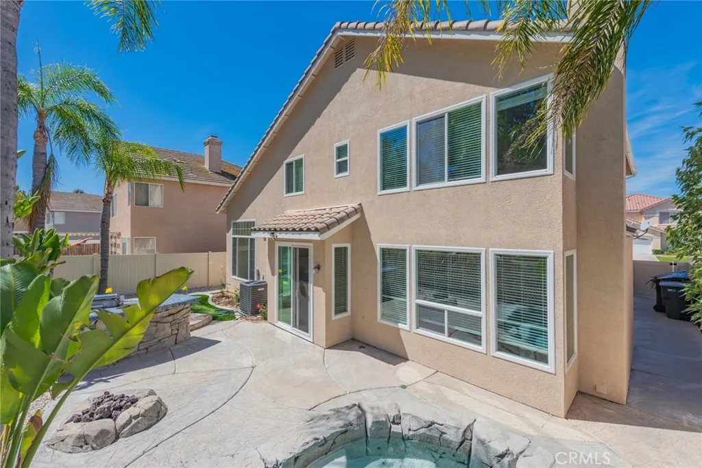 957 Allegre Dr, Corona, CA 92879