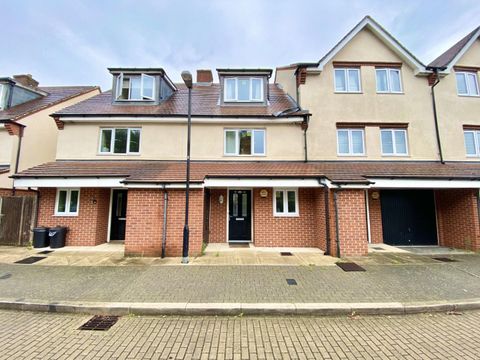Hamble Drive, Hayes UB3