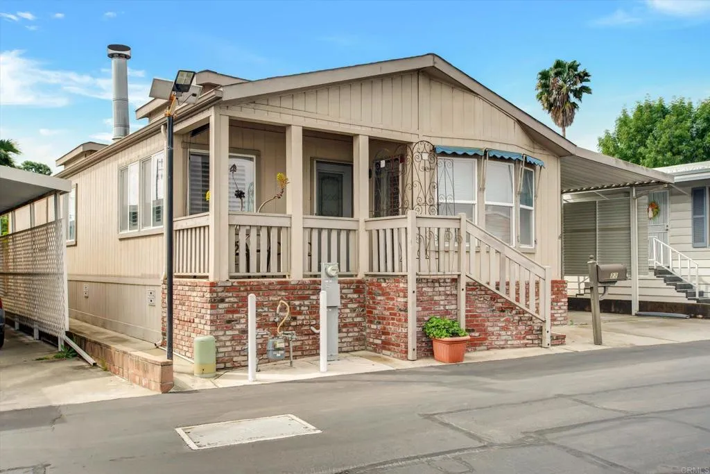 22 Oriole Lane, Oceanside, CA 92057