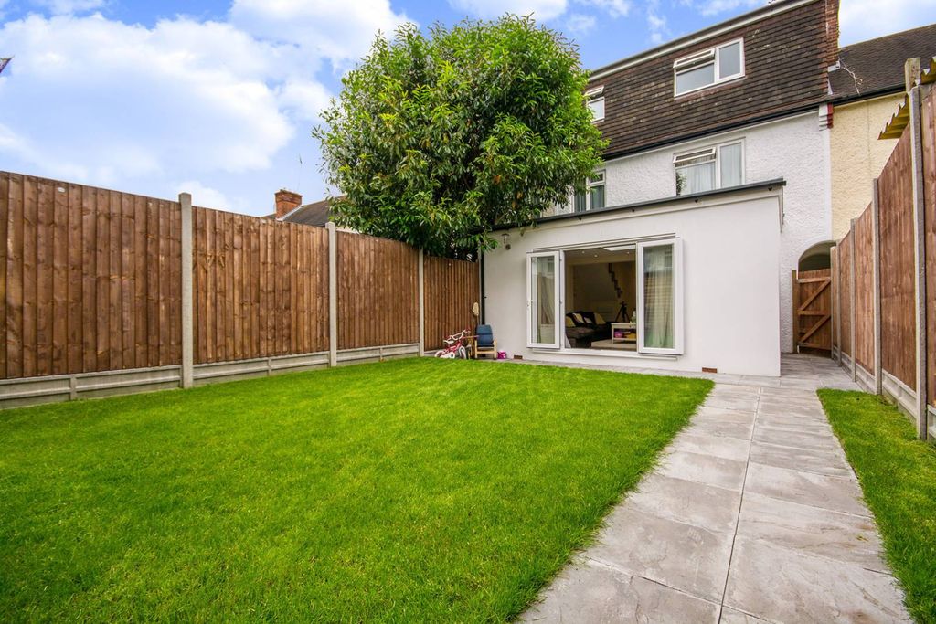 Additional image 12 of 4 bed terraced house to rentSalem Place, Central Croydon, Croydon CR0