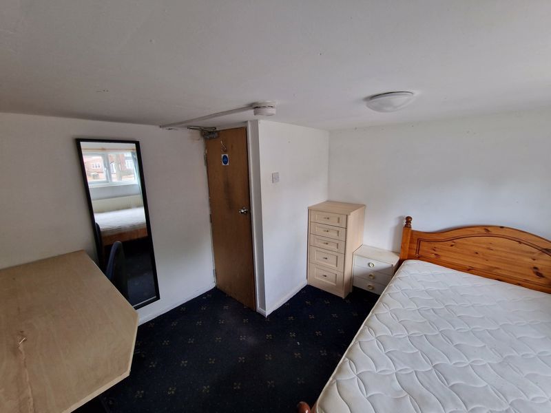 6 bed shared accommodation to rentHarrington Drive, Nottingham NG7 photo 4