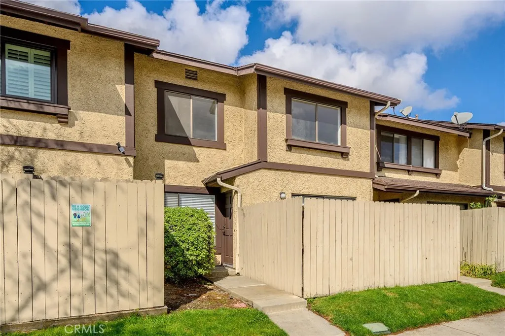 Additional image 2 of 8601 Sunland Boulevard Unit 5, Sun Valley, CA 91352