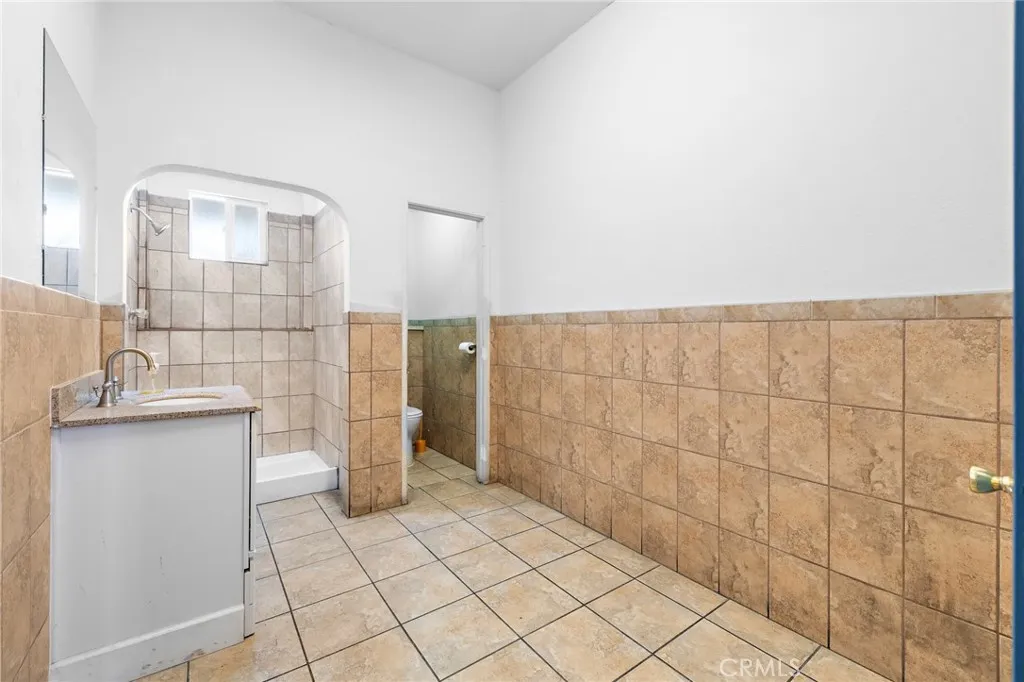 Additional image 18 of 5017 Telegraph Road, Los Angeles, CA 90022