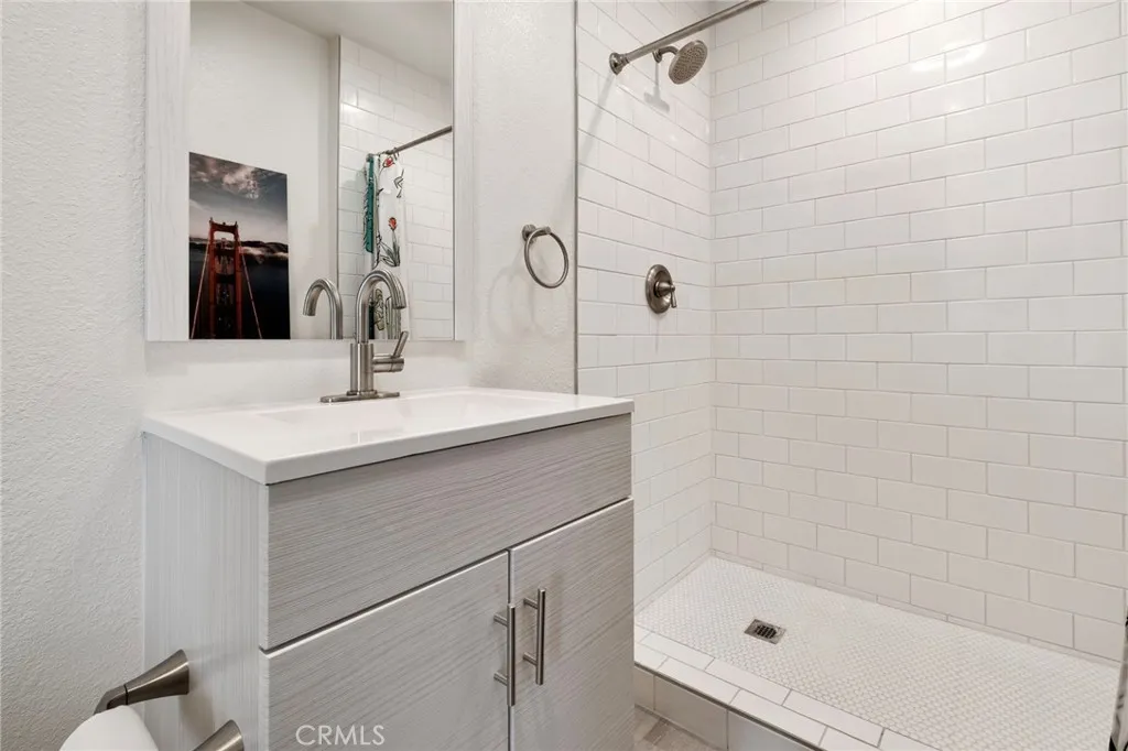 Additional image 10 of 555 E 3rd St, Long Beach, CA 90802