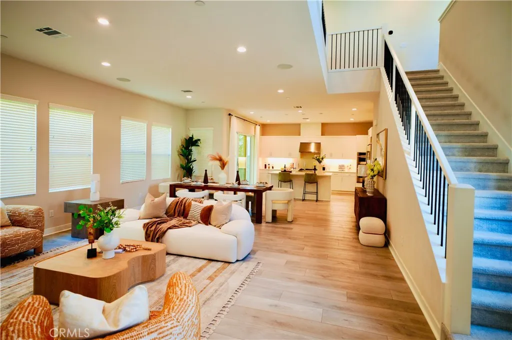 Additional image 3 of 150 Edna Pkwy, Lake Forest, CA 92630