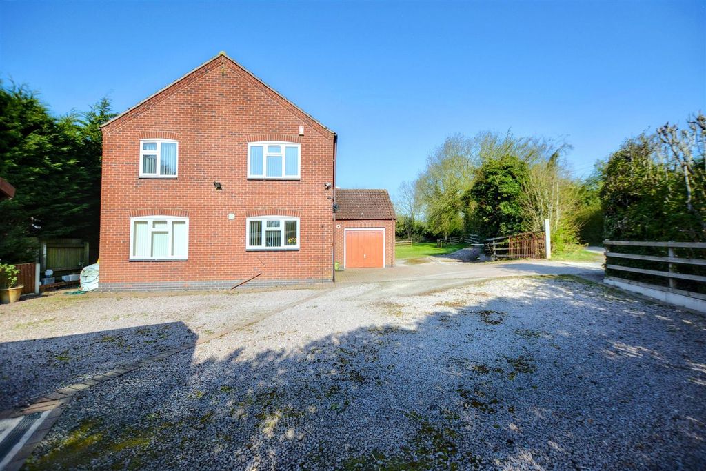 Additional image 45 of 3 bed detached house for saleBilborough Road, Nottingham NG8