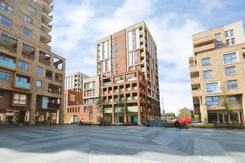 2 Kite Close, London SE2