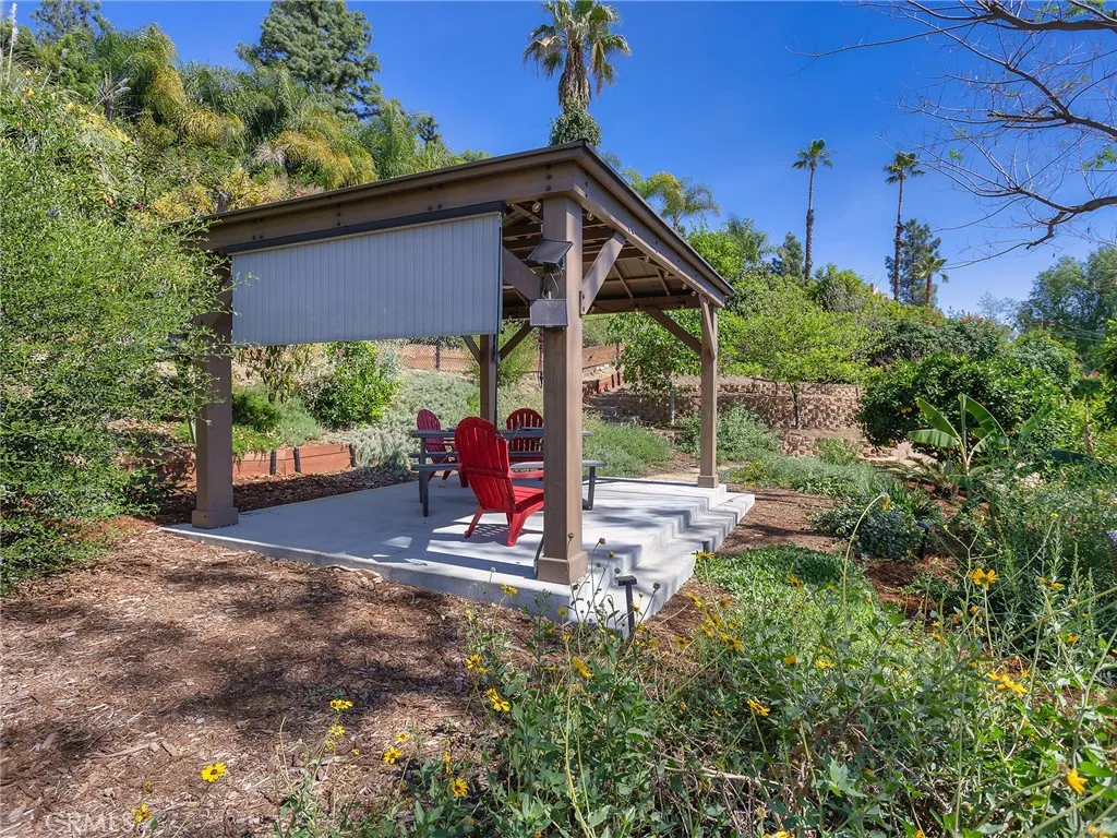 Additional image 52 of 1012 N Sunset Canyon Drive, Burbank, CA 91504