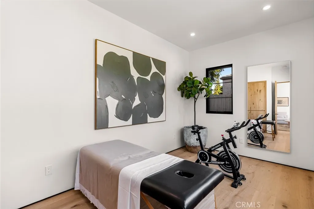 Additional image 118 of 12247 Addison St, Valley Village, CA 91607