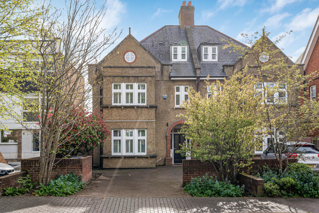 Lemsford Road, St Albans, AL1