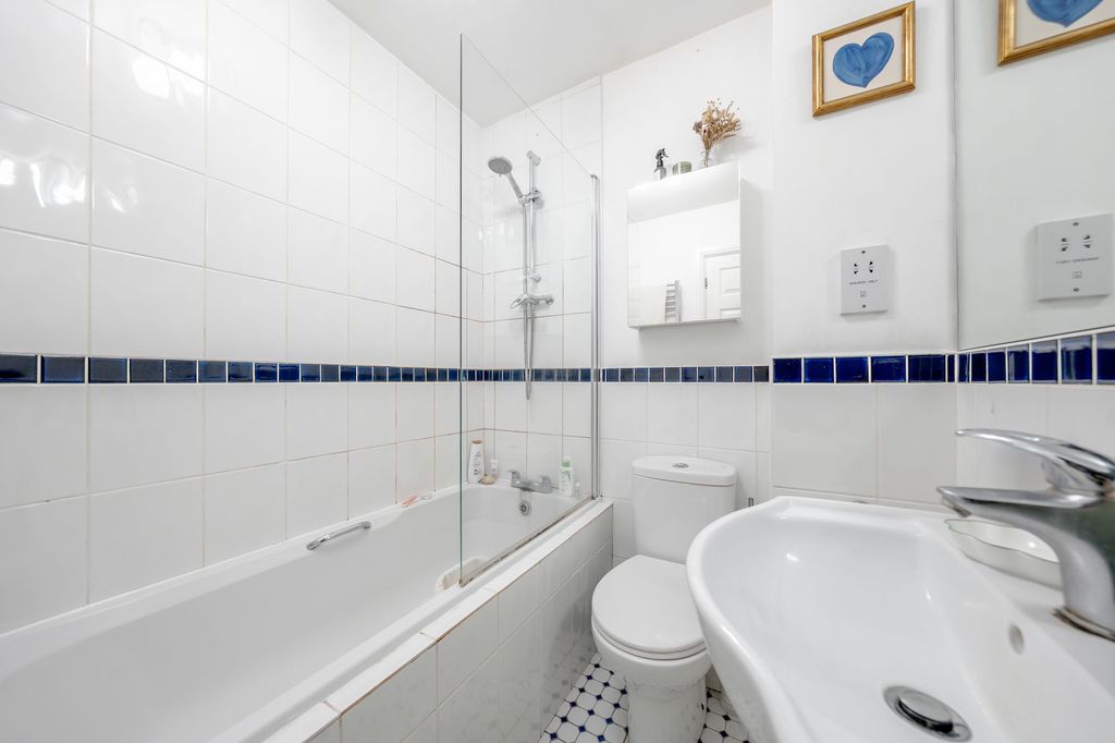 Additional image 14 of 1 bed flat for saleHarlow Moor Drive, Harrogate HG2