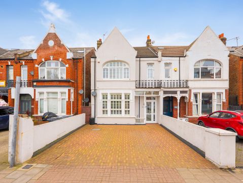 Mitcham Lane, Furzedown / Tooting SW16