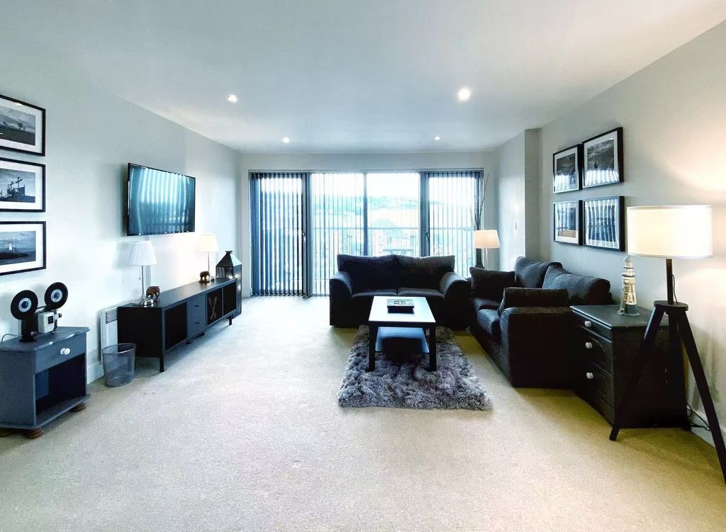 Additional image 3 of 2 bed flat to rentApartment, Meridian Wharf, Trawler Road, Maritime Quarter, Swansea SA1