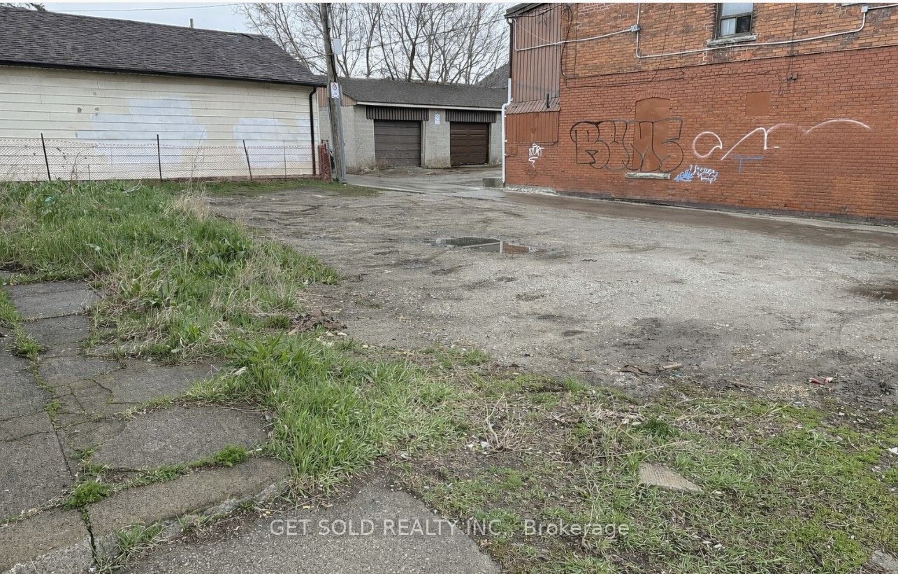 Additional image 2 of 325 Barton Street E, Hamilton, ON, L8L 2X6