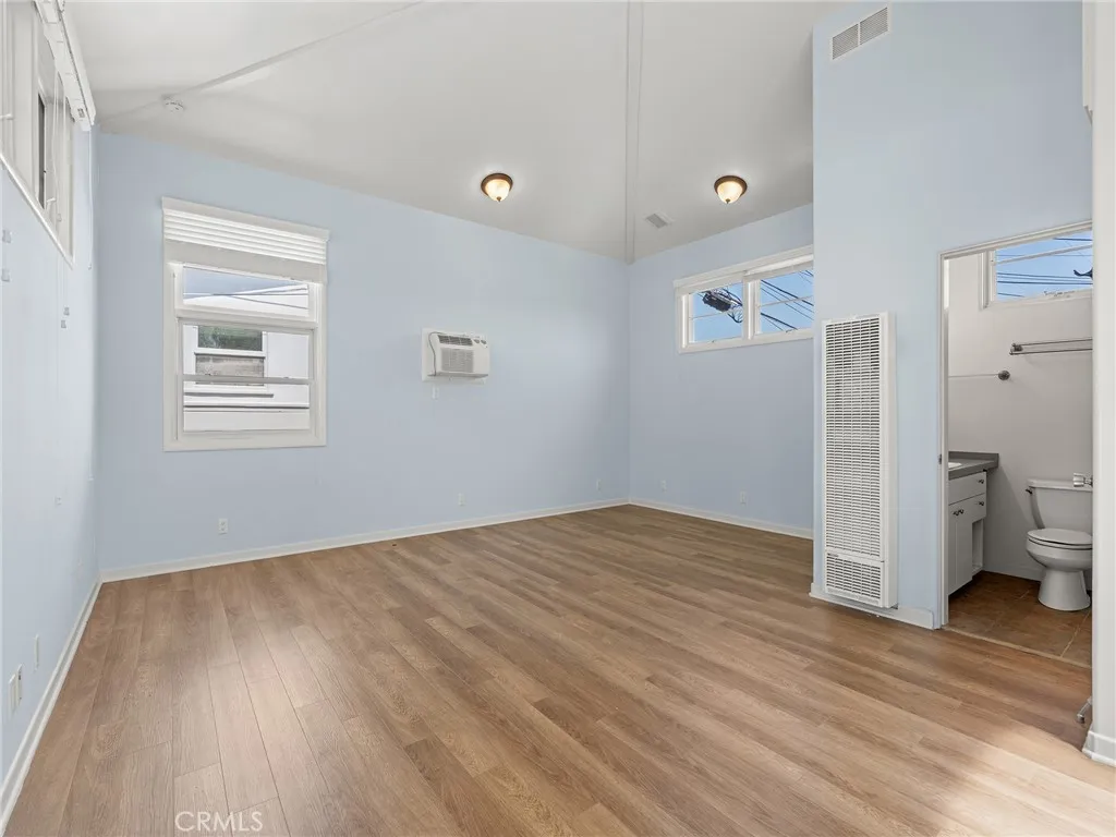 Additional image 105 of 2108 Grandview Avenue, Manhattan Beach, CA 90266