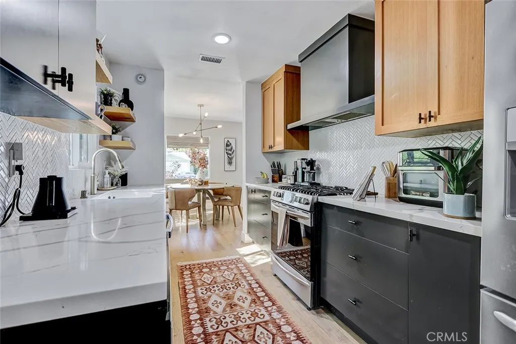 Additional image 39 of 11912 Mccune Ave, Los Angeles, CA 90066