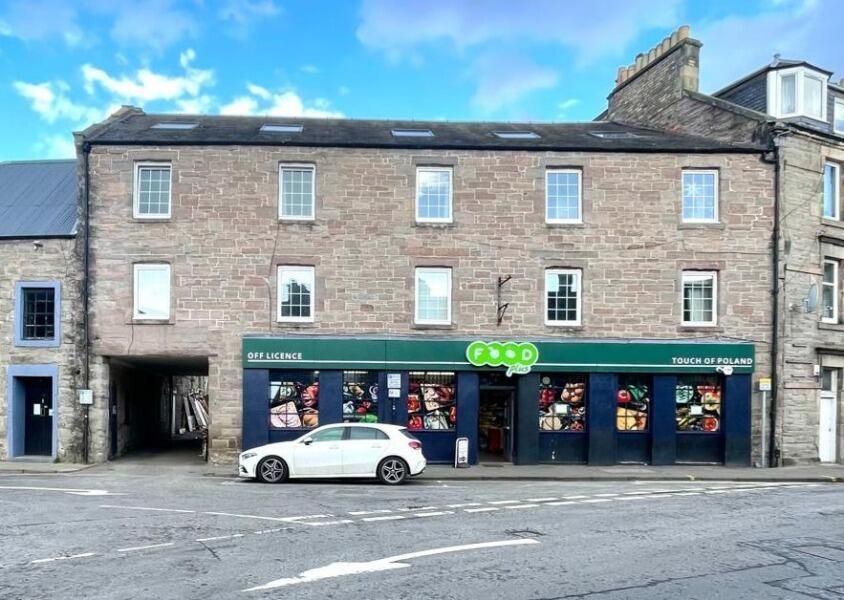 2 bed flat to rentCanal Street, Perth PH2