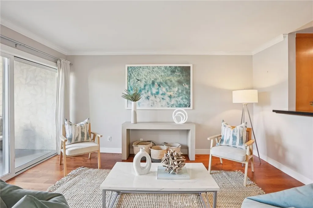Additional image 4 of 641 S Prospect Avenue Unit 103, Redondo Beach, CA 90277