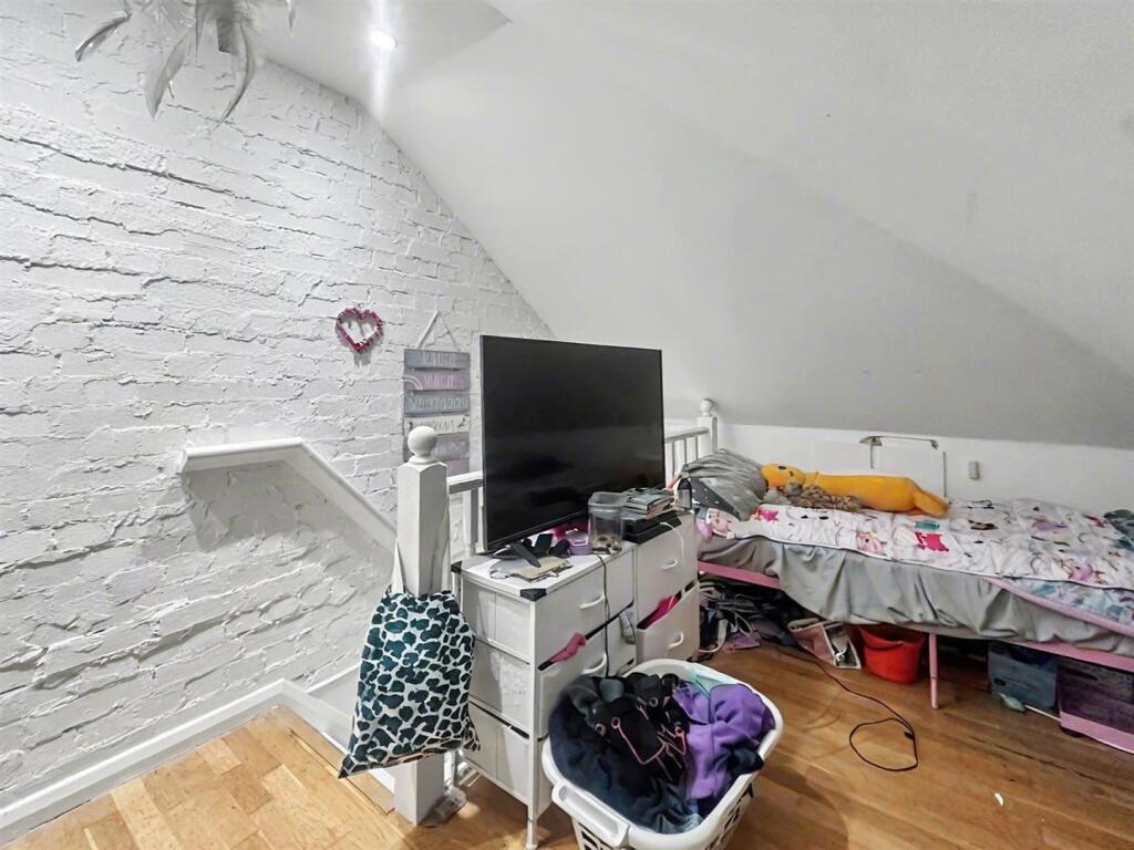 Additional image 13 of Mercers Row, St. Albans