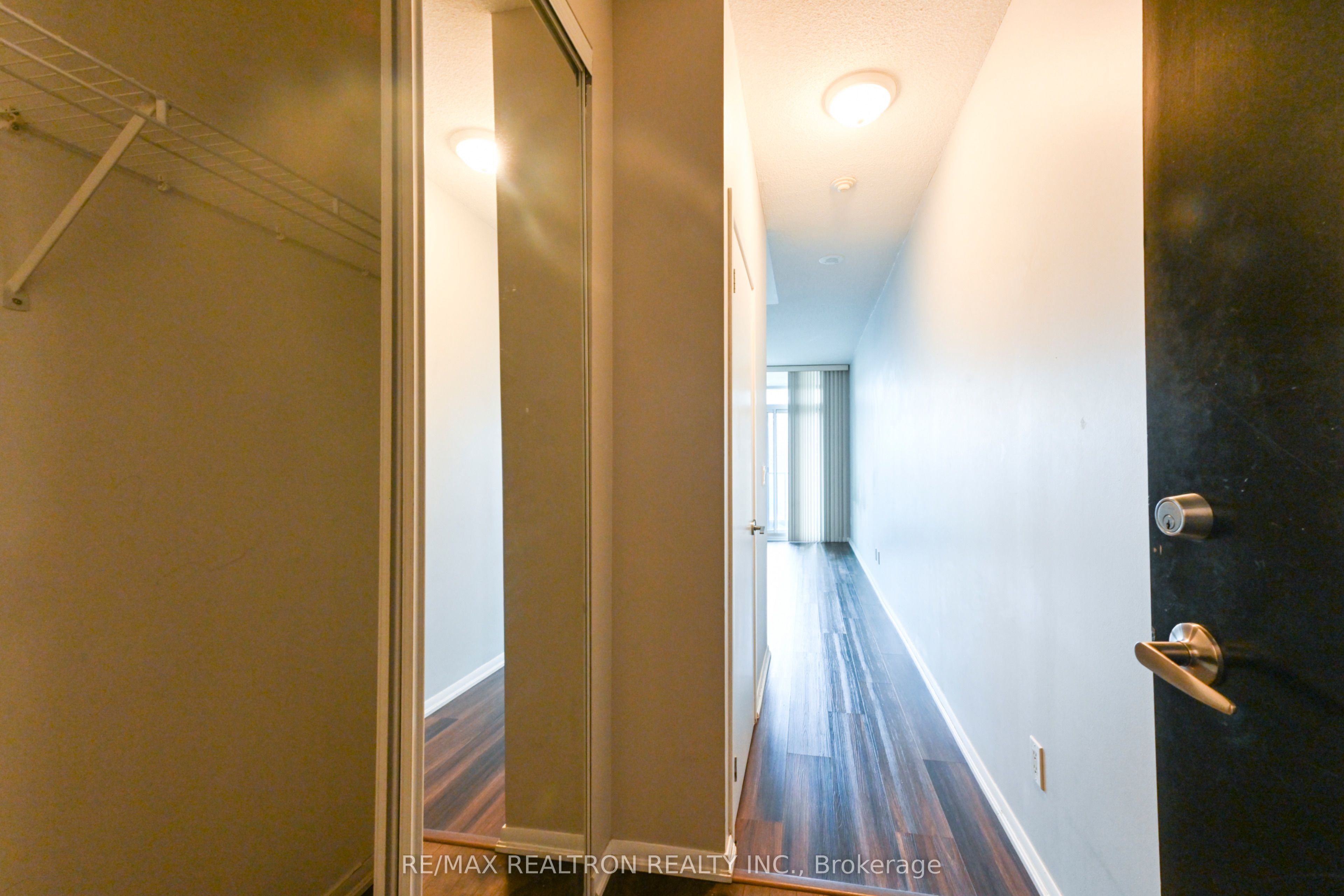 Additional image 5 of 2505-231 Fort York Boulevard, Toronto, ON, M5V 1B2
