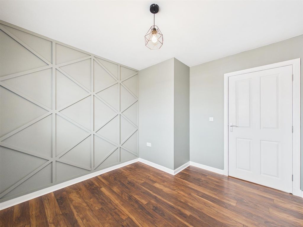 Additional image 8 of 2 bed flat for salePorterfield Road, Renfrew PA4