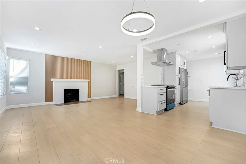 Additional image 38 of 18216 Hartland Street, Reseda, CA 91335
