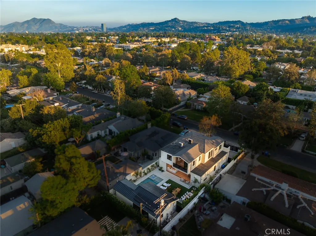 12247 Addison St, Valley Village, CA 91607