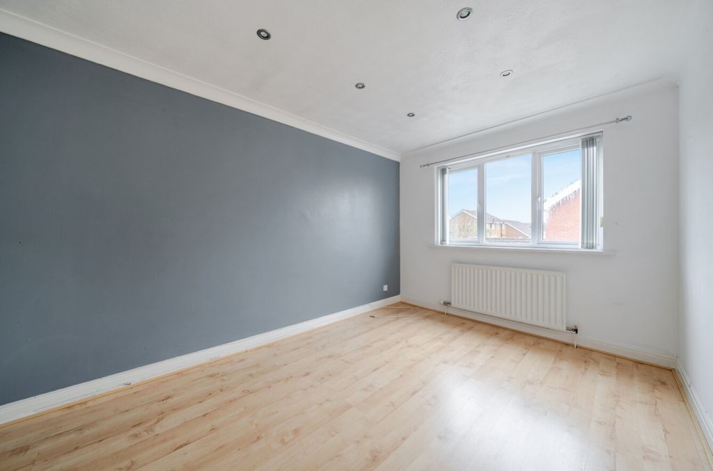 Additional image 7 of 3 bed detached house for saleDefender Drive, Grimsby, Lincolnshire DN37