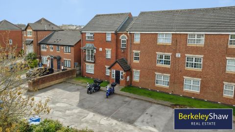 Francine Close, Liverpool L3