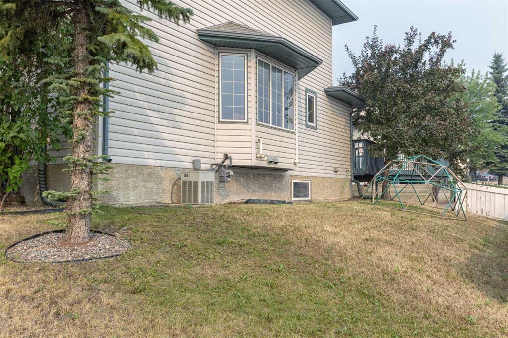 Additional image 5 of 100 Sirius Avenue, Fort Mcmurray, AB, T9H 5E1
