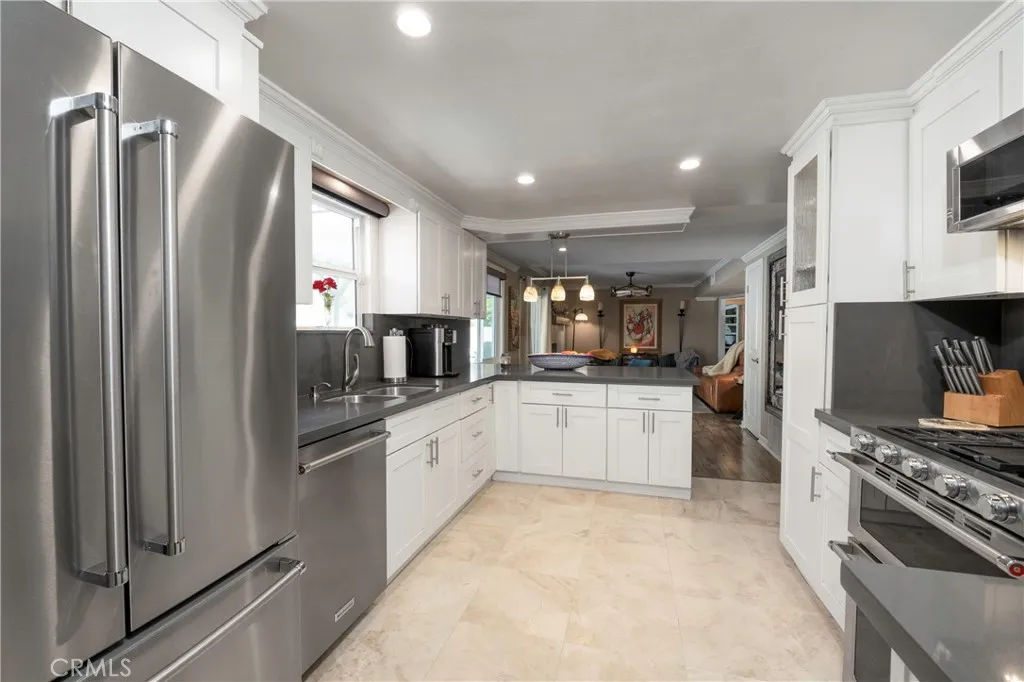 Additional image 87 of 5481 Peacock Ln, Riverside, CA 92505